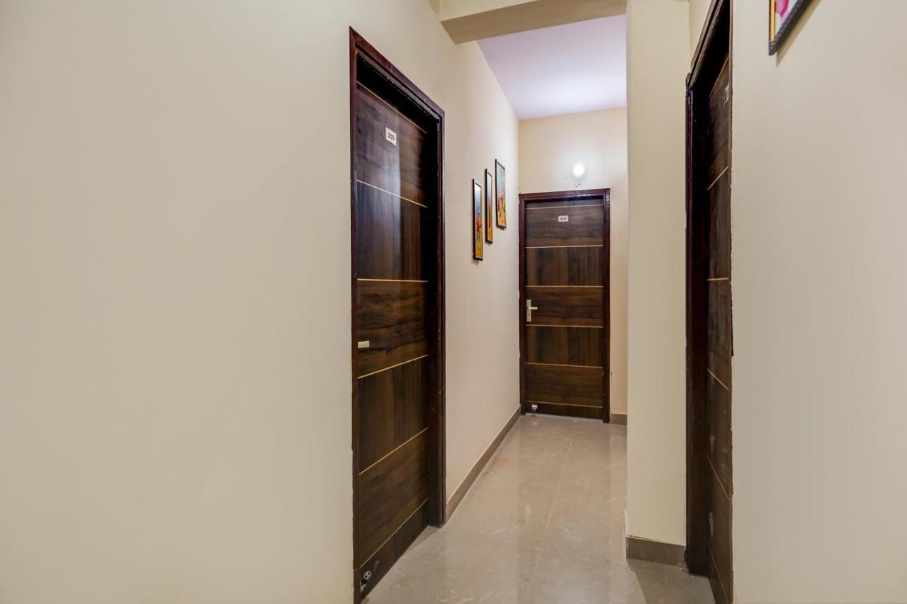 Hotel OYO 75287 Pubg Residency Nueva Delhi Exterior foto