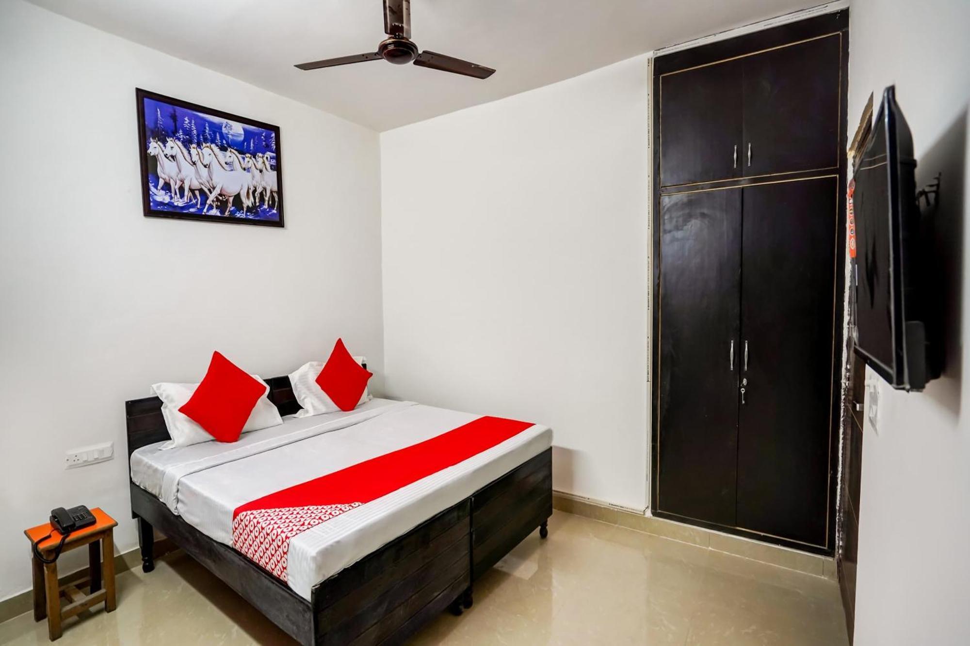 Hotel OYO 75287 Pubg Residency Nueva Delhi Exterior foto